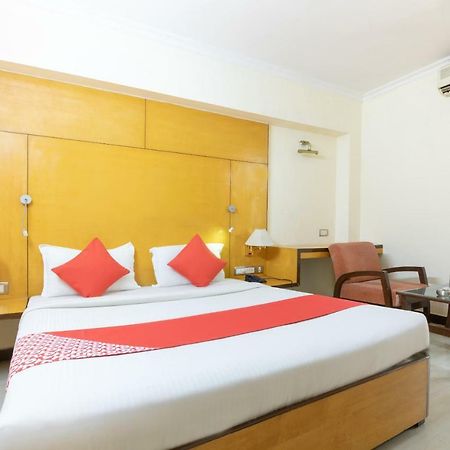 Oyo 10534 Hotel Kanishka Bengaluru Kültér fotó