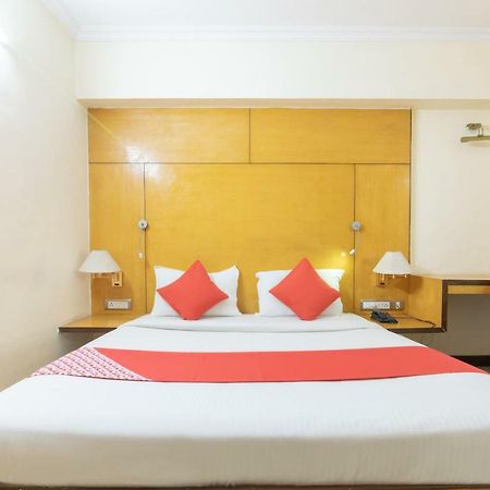 Oyo 10534 Hotel Kanishka Bengaluru Kültér fotó