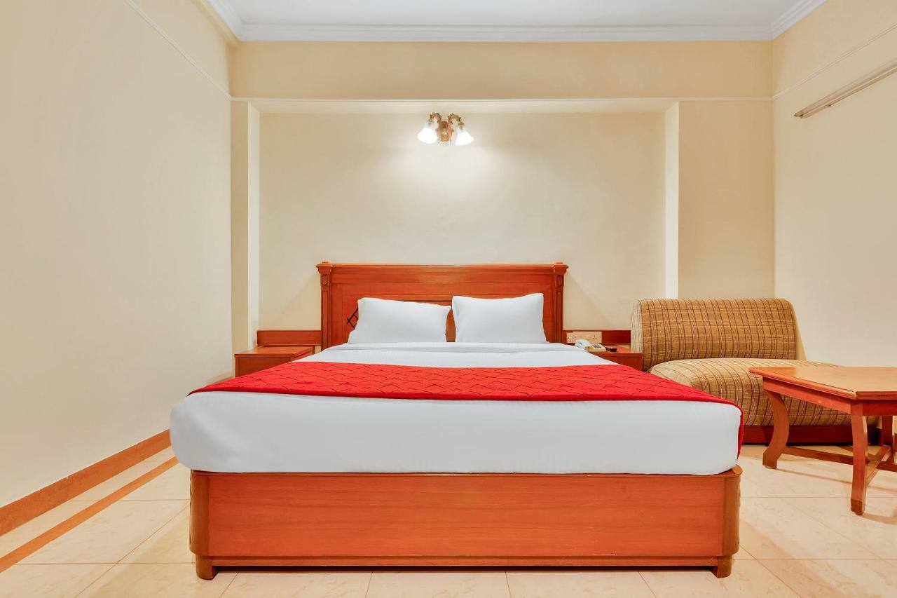 Oyo 10534 Hotel Kanishka Bengaluru Kültér fotó