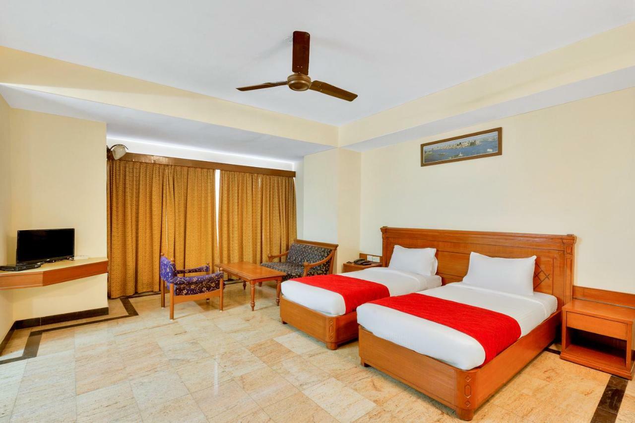 Oyo 10534 Hotel Kanishka Bengaluru Kültér fotó