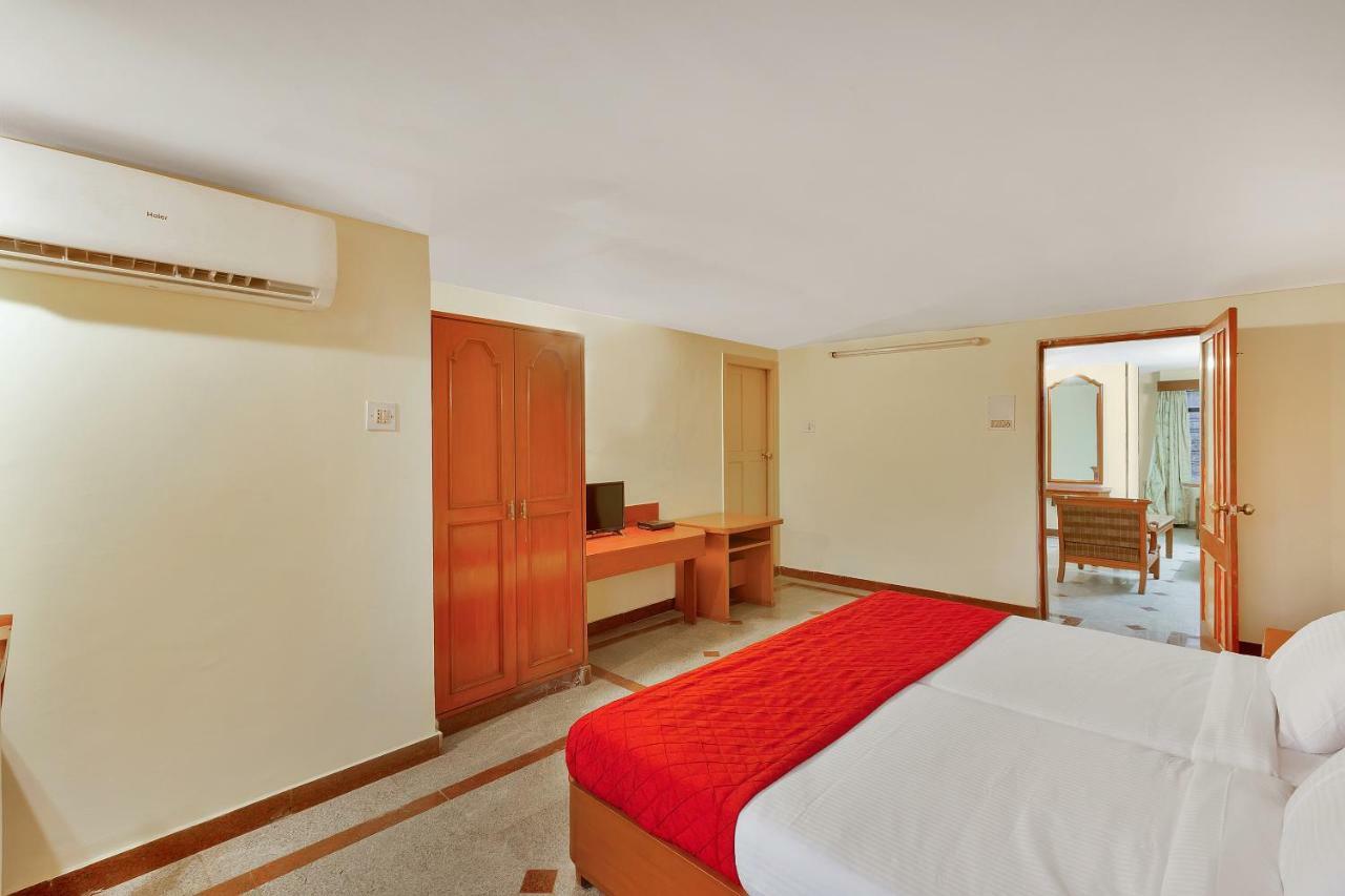 Oyo 10534 Hotel Kanishka Bengaluru Kültér fotó