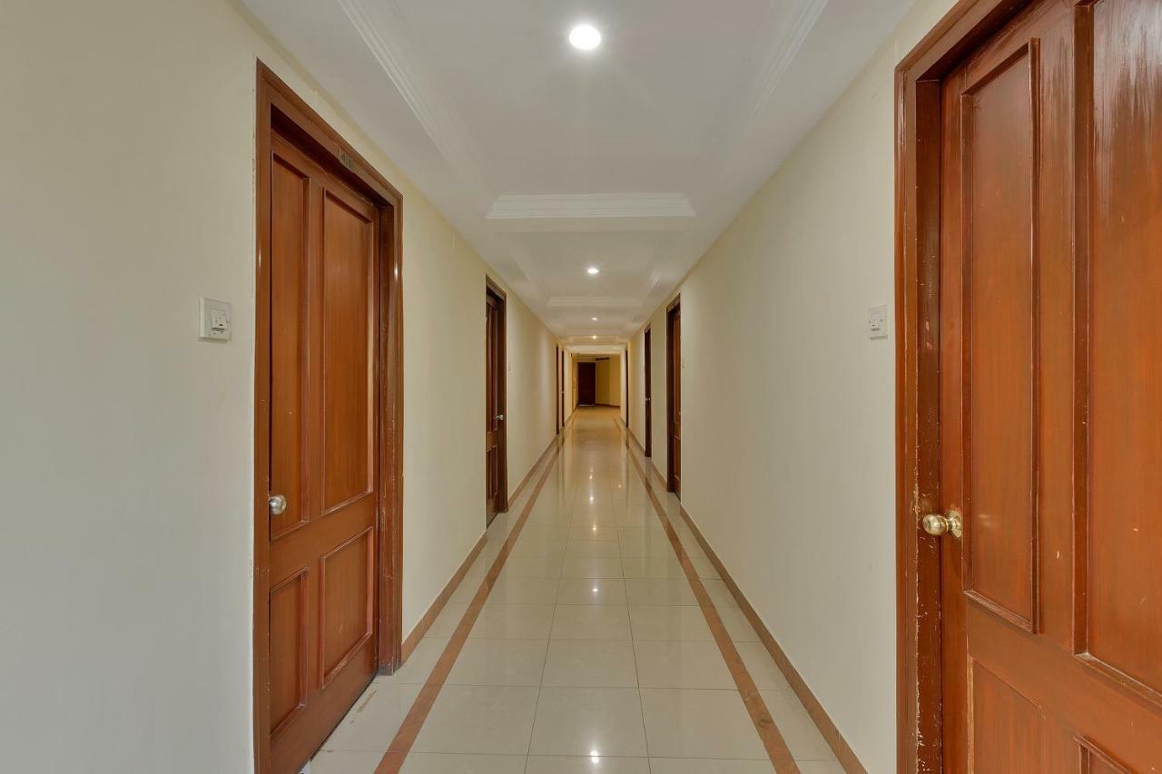 Oyo 10534 Hotel Kanishka Bengaluru Kültér fotó
